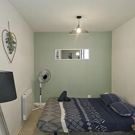 49 Centre-ville Box A Bagages Gratuits Carcassonne